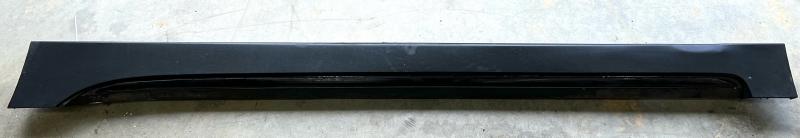 2012 Chevrolet Volt Rocker Moulding