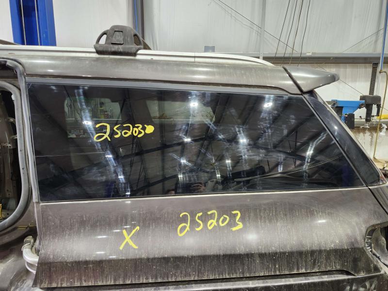 2016 Kia Sedona Quarter Glass/Window