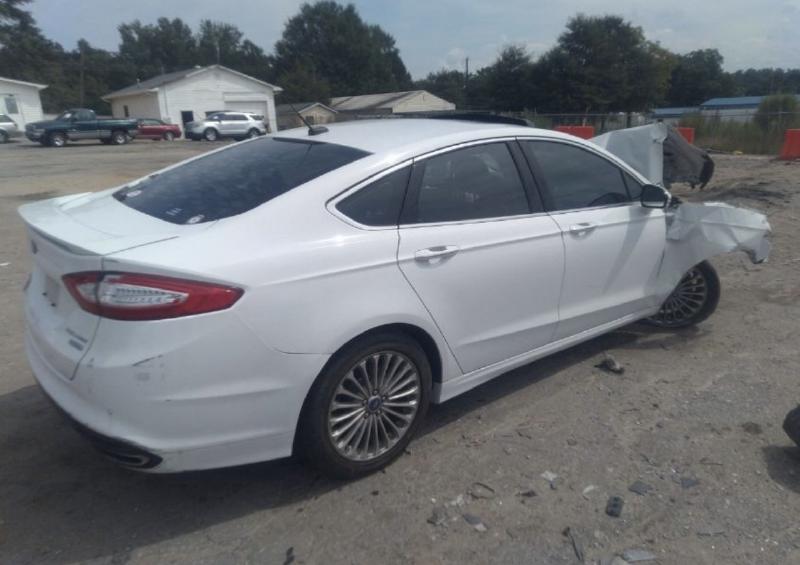 2013 Ford Fusion Center Pillar