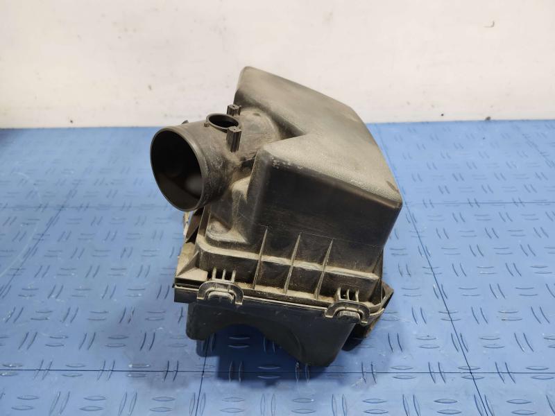 2013 Toyota Camry Air Cleaner