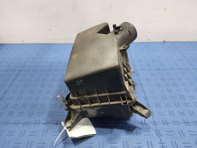 2013 Toyota Camry Air Cleaner