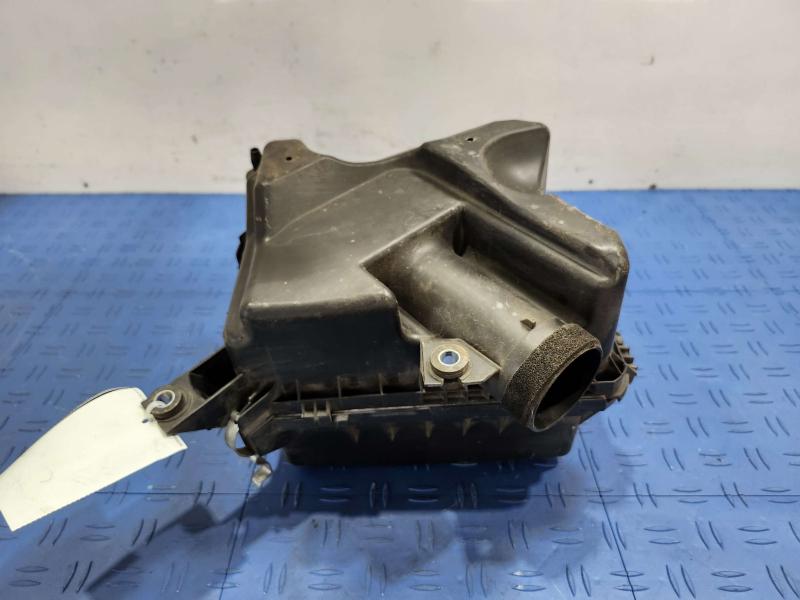 2013 Toyota Camry Air Cleaner