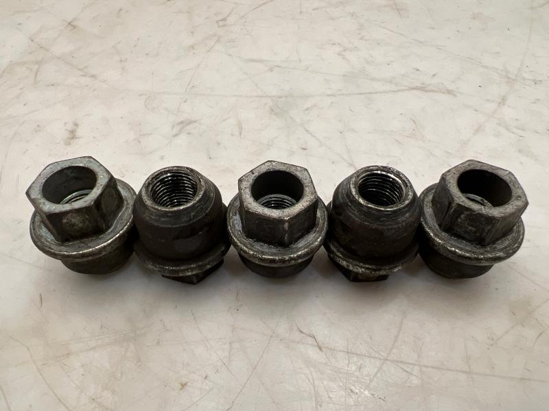 2009 Ford Ranger Lug Nuts