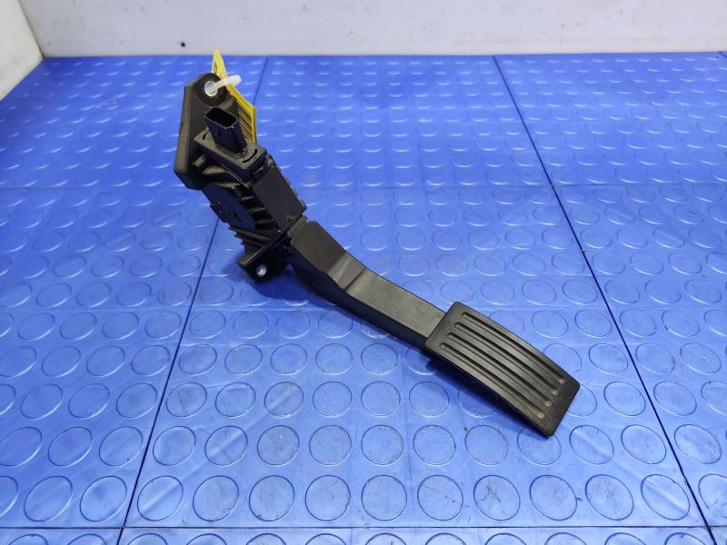 2020 Ford Escape Pedal Assembly