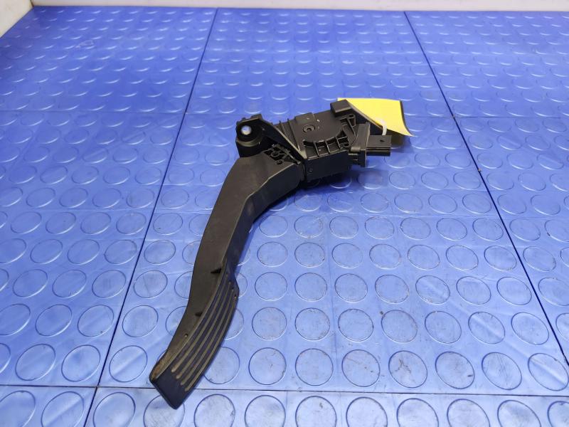 2020 Ford Escape Pedal Assembly