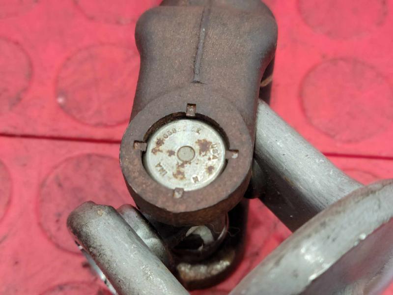 2013 GMC Yukon Steering Coupler