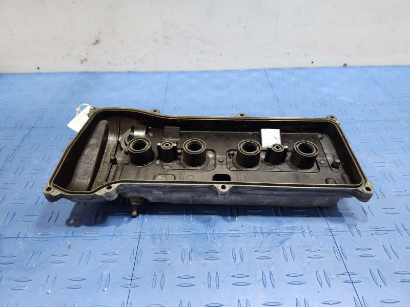 2007 Toyota RAV4 Valve Cover