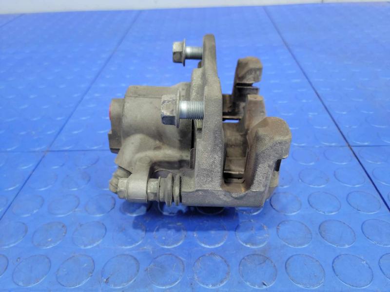 2015 Toyota Camry Caliper
