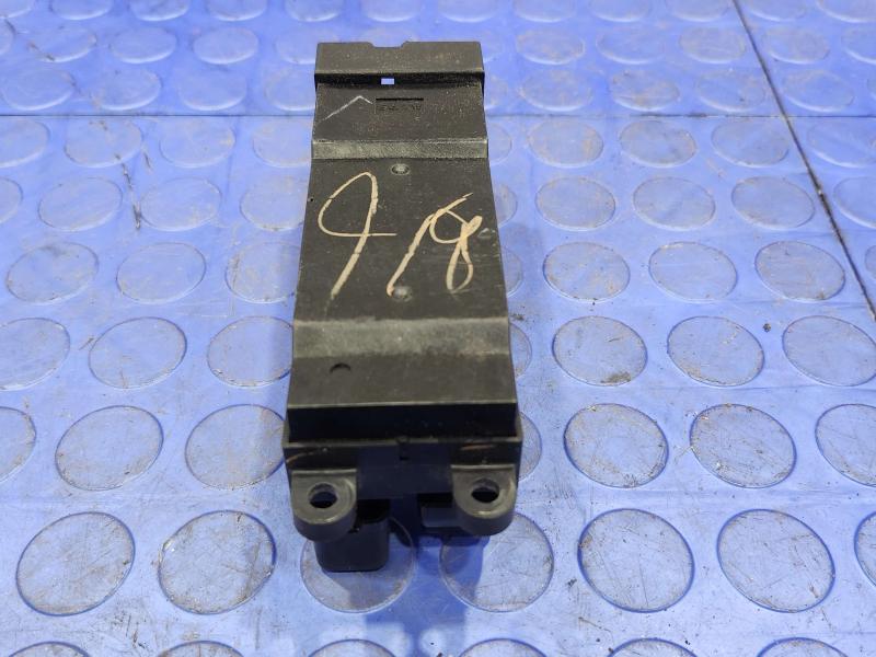 2003 Subaru Legacy Door Switch Front