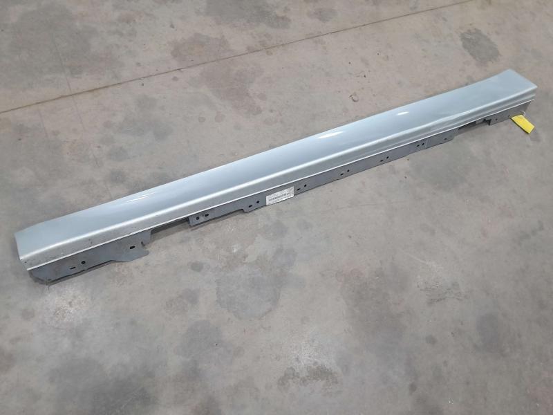 2015 BMW 328i Rocker Moulding