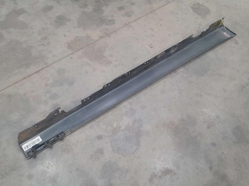 2015 BMW 328i Rocker Moulding