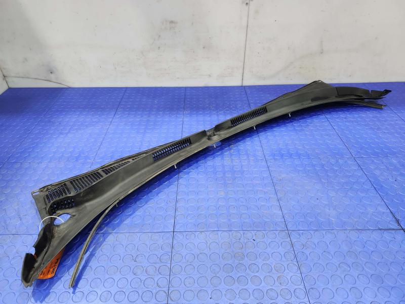 2003 Subaru Legacy Cowl