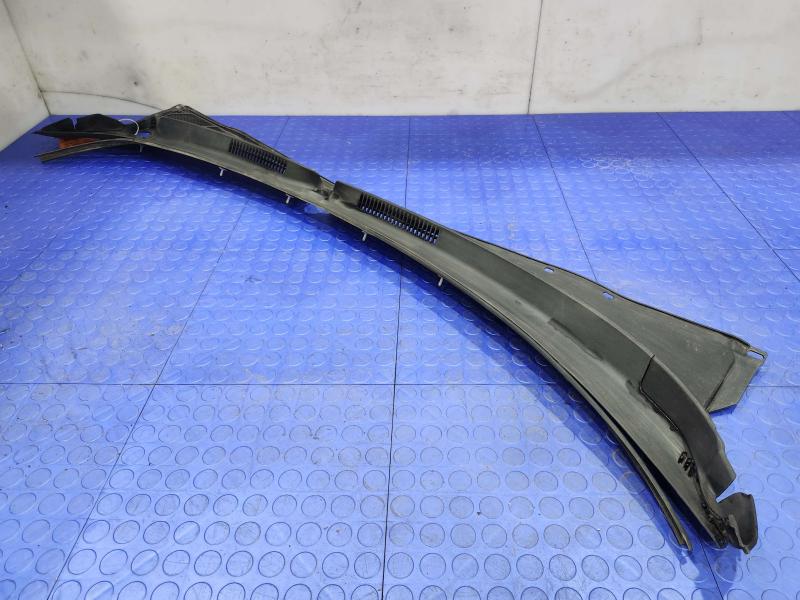 2003 Subaru Legacy Cowl