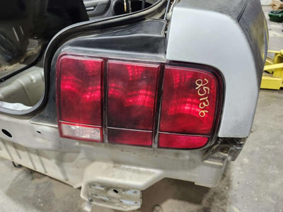 2005-2009 Ford Mustang Tail Light Assembly Right Passenger Side OEM 6R3313404AB,RH