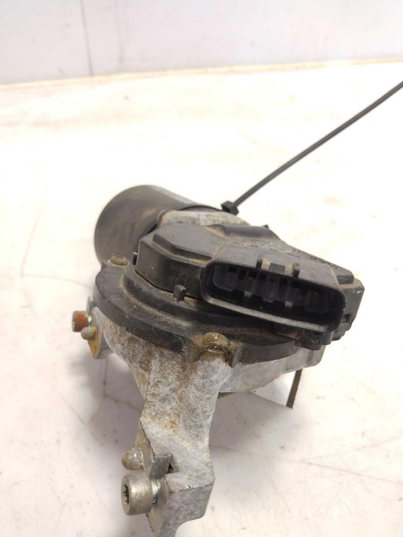 2008 Dodge Charger Wiper Motor Front