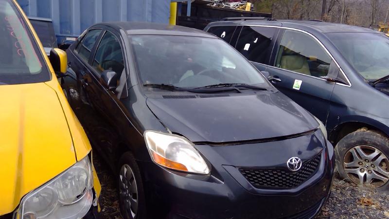2010 Toyota Yaris Dash Panel