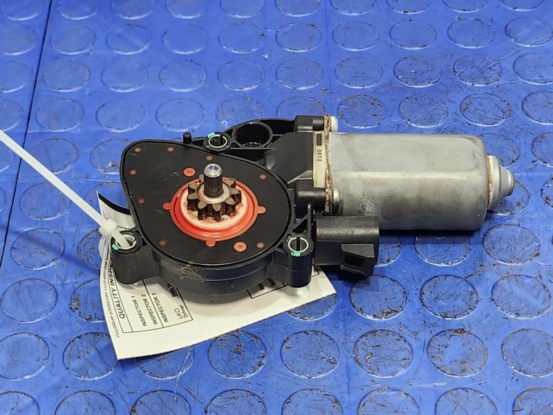 2003 Lincoln Town Car Tailgate Lift Motor