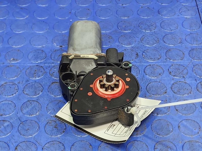 2003 Lincoln Town Car Tailgate Lift Motor