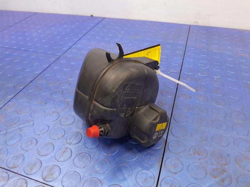 2018 BMW 740I Coolant Recovery Bottle