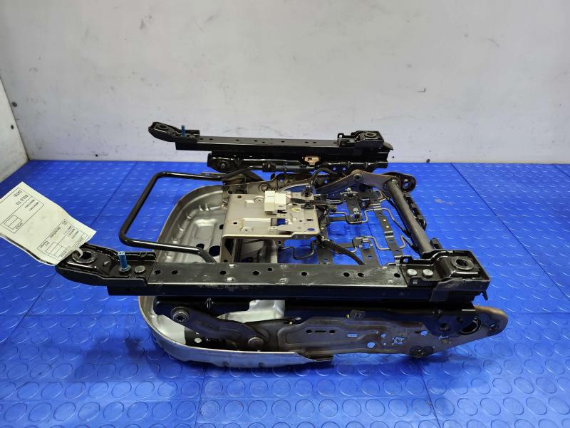 2015 Kia Optima Seat Track