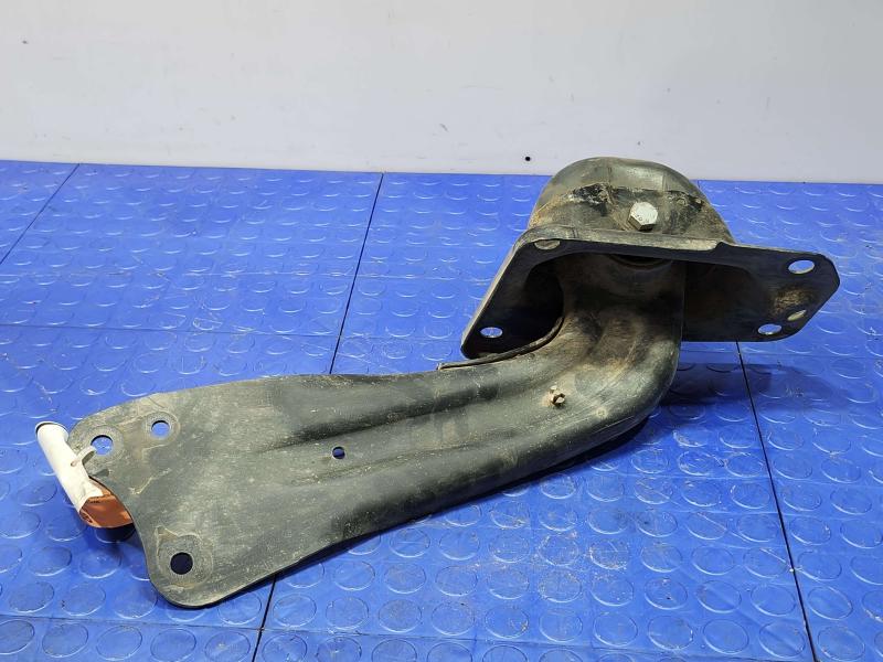 2015 Volkswagen Beetle Lower Control Arm Rr