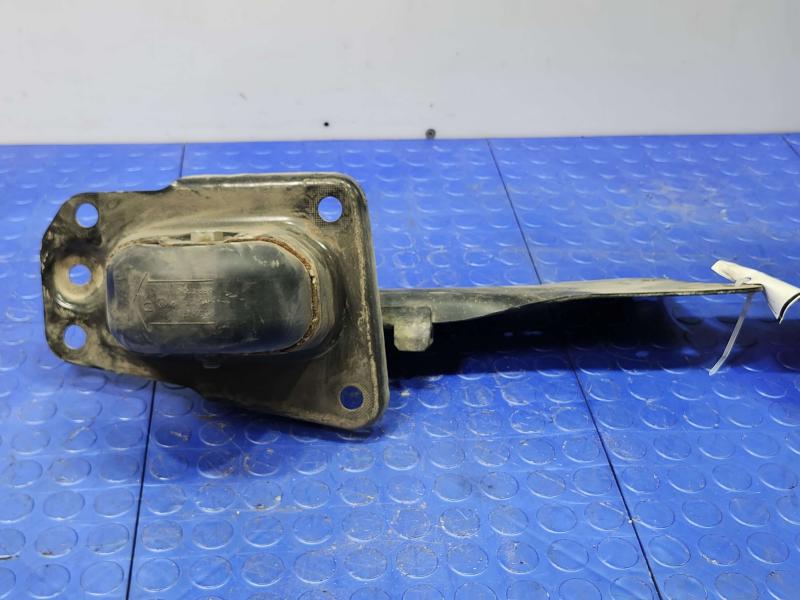 2015 Volkswagen Beetle Lower Control Arm Rr
