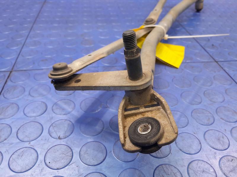 2010-2015 Hyundai Tucson Windshield Wiper Linkage Transmission OEM 981202S000