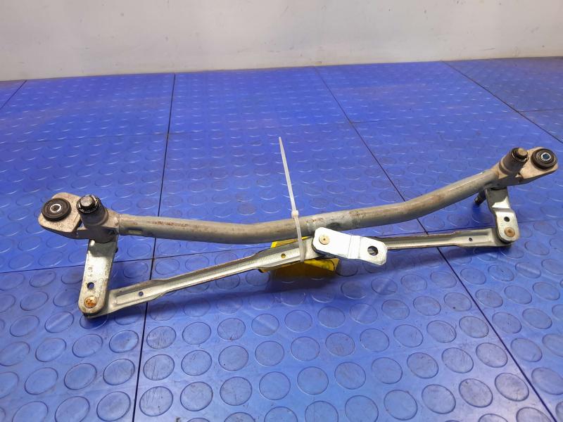 2010-2015 Hyundai Tucson Windshield Wiper Linkage Transmission OEM 981202S000