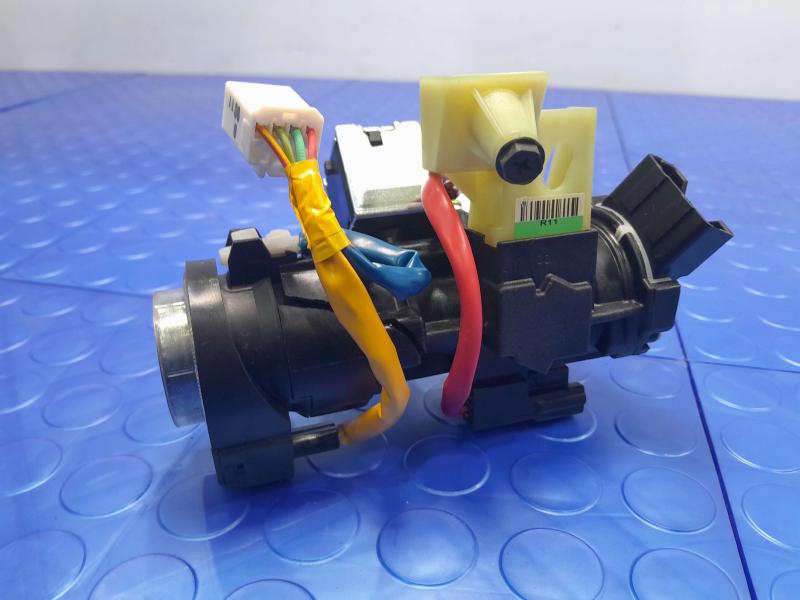 2019-2020 Kia Optima Ignition Switch Assembly w/o Key Genuine OEM 81905D5000