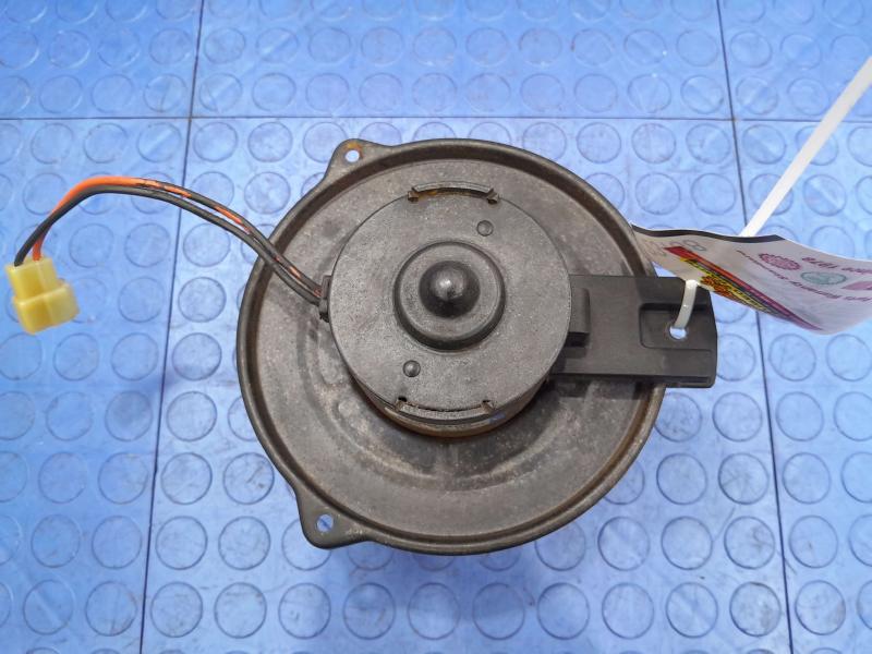 2000-2003 Toyota Tundra Heater AC Blower Motor Assembly Genuine OEM 871030C010