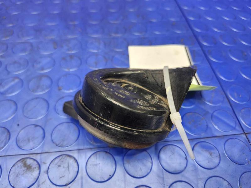 2011 BMW 535i Horn