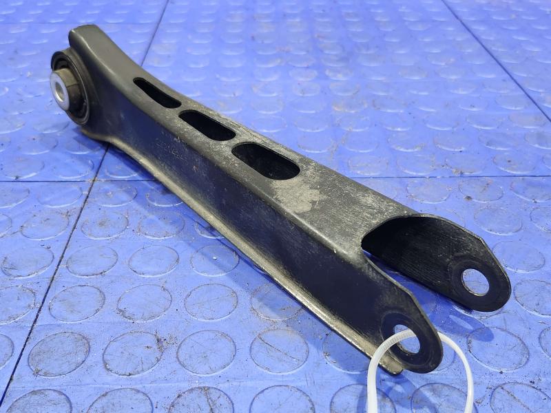 2016 Cadillac ATS Lower Control Arm Rr