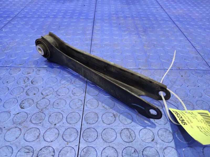 2016 Cadillac ATS Lower Control Arm Rr