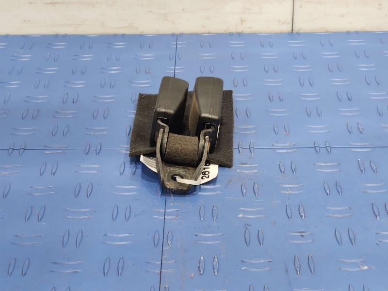 2012 Audi TT Rear Seat Belt