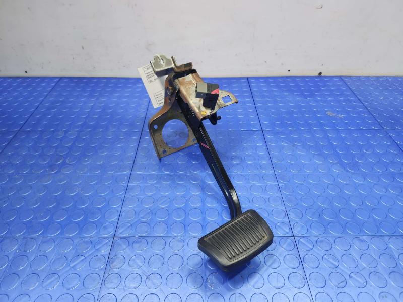 2012-2014 Hyundai Accent OEM Brake Pedal Assembly Genuine Part 32800-1R200