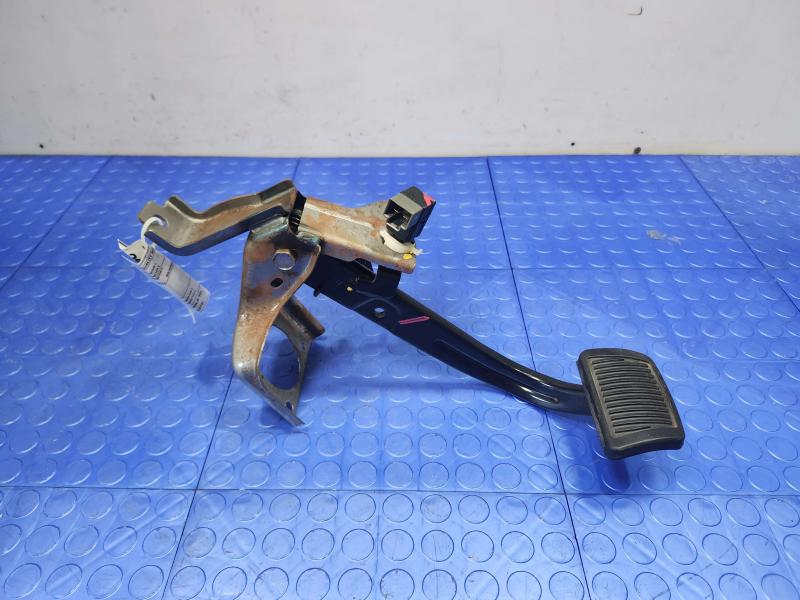 2012-2014 Hyundai Accent OEM Brake Pedal Assembly Genuine Part 32800-1R200