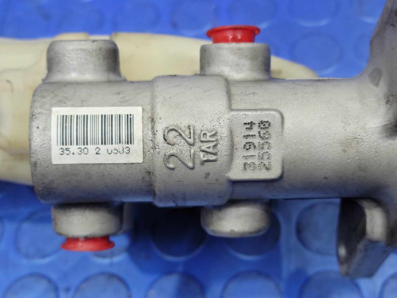 2014-2017 Toyota Camry Brake Master Cylinder Assembly Genuine OEM 4720106443