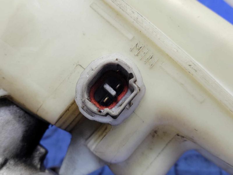 2014-2017 Toyota Camry Brake Master Cylinder Assembly Genuine OEM 4720106443