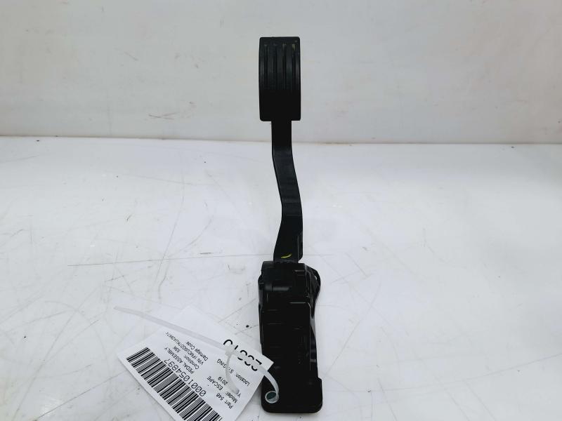 2017 - 2019 Ford Escape Accelerator Pedal Assembly OEM F1DC-9F836-AA