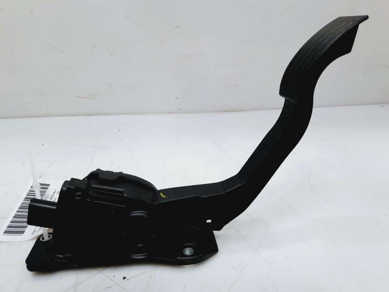 2017 - 2019 Ford Escape Accelerator Pedal Assembly OEM F1DC-9F836-AA
