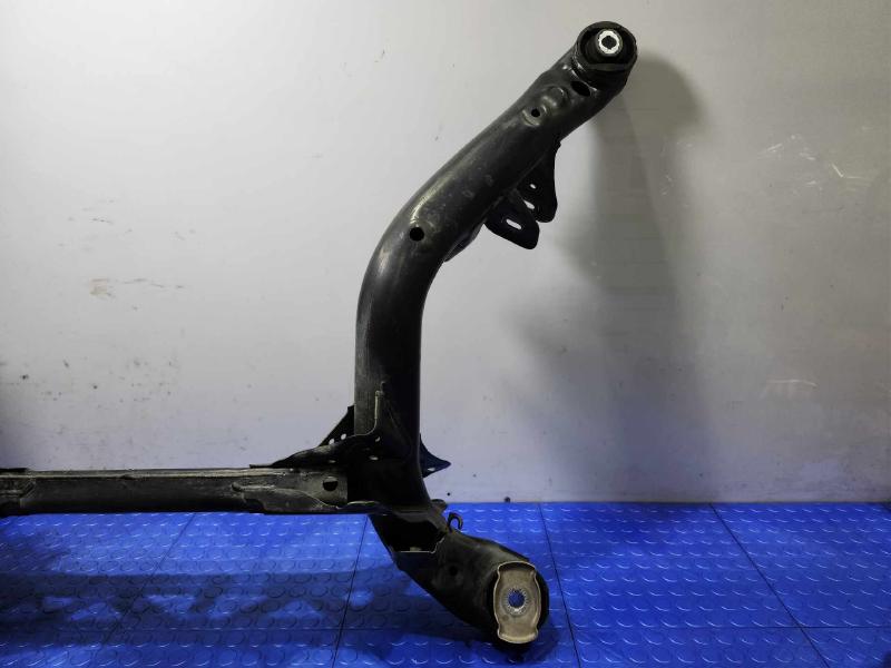 2015 Audi A4 Crossmember/Cradle/Undercarria
