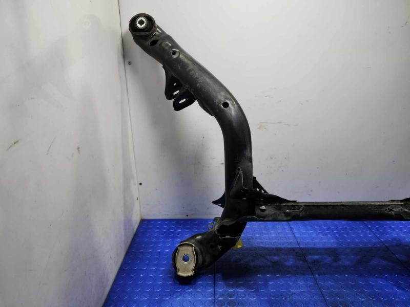 2015 Audi A4 Crossmember/Cradle/Undercarria