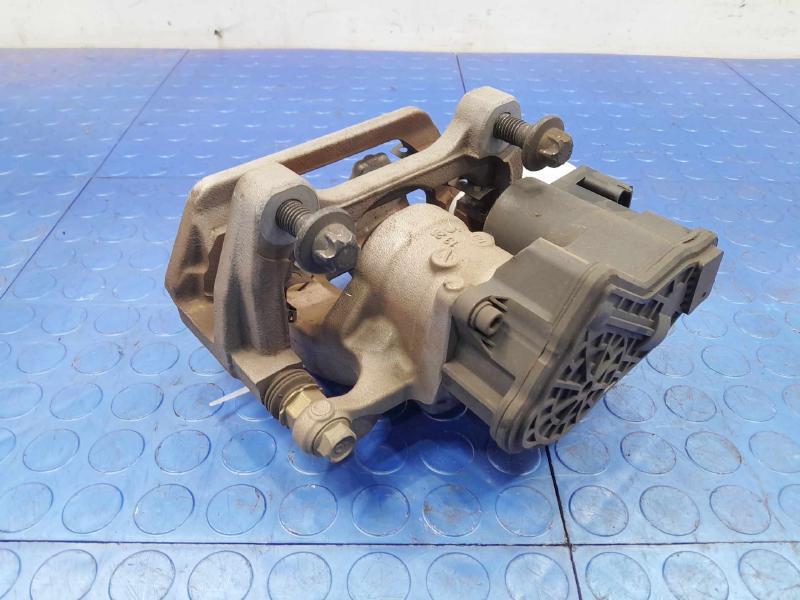 2021 Tesla Model 3 Caliper