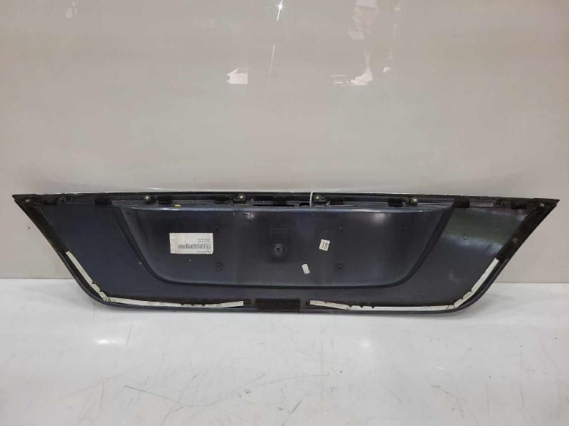 2009 Mercedes E-Class Tail Finish Panel