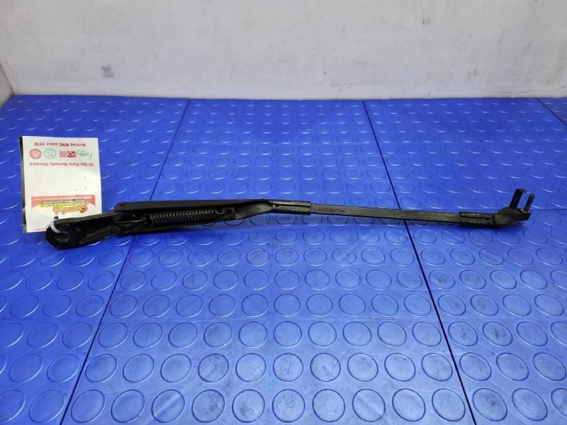 2006 Mercedes S-Class Wiper Arm