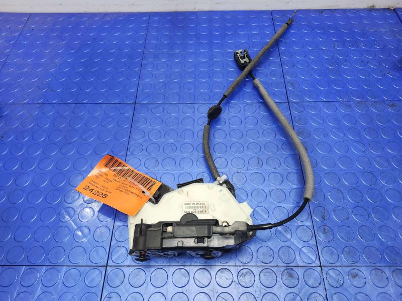 2015 Volkswagen Passat Rear Door Latch