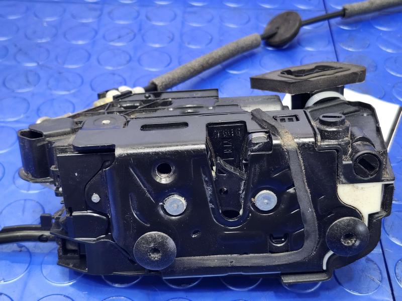 2015 Volkswagen Passat Rear Door Latch
