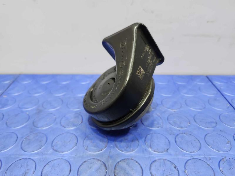 2016 BMW 528I Horn
