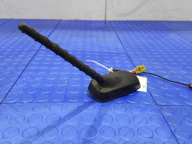 2014 Chevrolet Spark Antenna