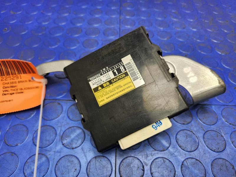 2013-2019 Lexus GS350 Transfer Case Control Module TCCM OEM 8963030180